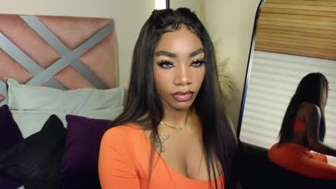 anyelii  online show from 02.12.25