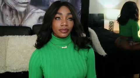 anyelii  online show from 09.12.25