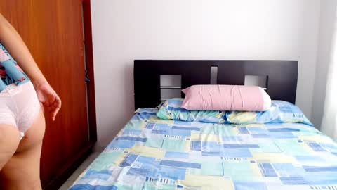 emely_sexx online show from 12.20.24