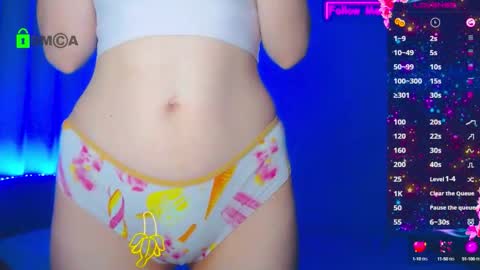 Snapshot of emelycrystal chatting on 10.09.25 Emely online show from 10.09.25