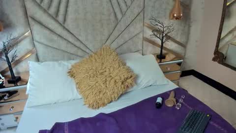 Emely online show from 03.28.26