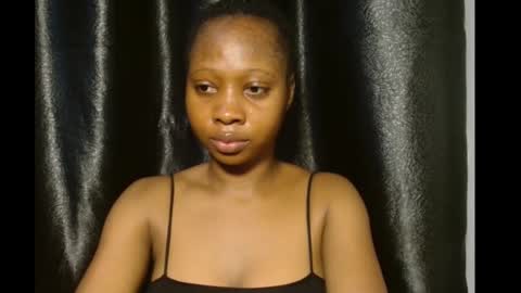 Snapshot of emerald2700 chatting on 09.21.25 emerald online show from 09.21.25