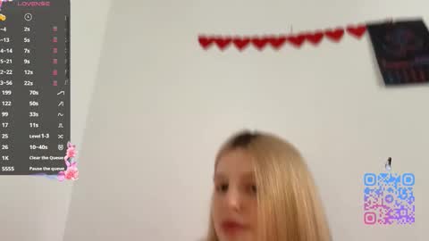 Snapshot of emeraldcotton chatting on 02.13.26 Gily online show from 02.13.26