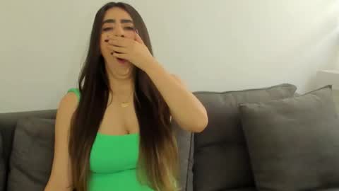 emi_royse online show from 03.11.26