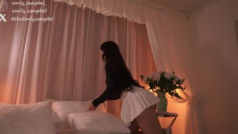 Emily Campbell online show from 04.10.26