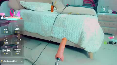 Snapshot of emiilysaenzz chatting on 09.12.25 EmillySaenz online show from 09.12.25