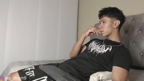 emile_239 online show from 02.18.25