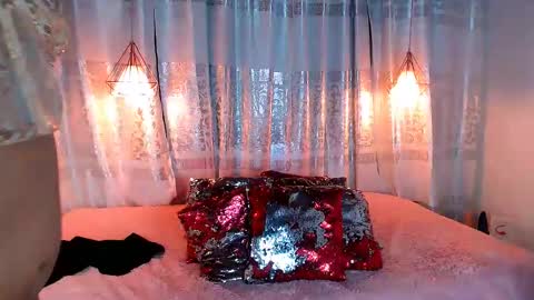 Emili roux online show from 02.28.25