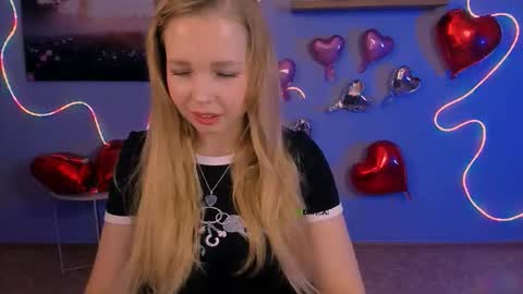 Snapshot of emilia_dark__ chatting on 02.16.26 emilia_dark__ online show from 02.16.26