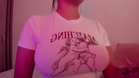 Emilia Big Boobs online show from 01.11.25