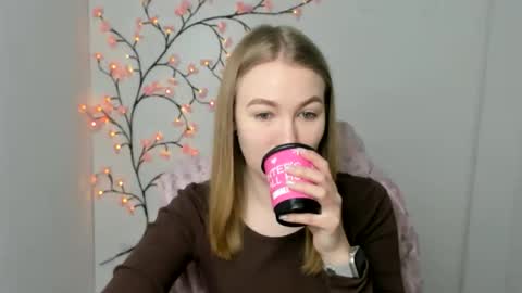 Emilia online show from 03.04.26