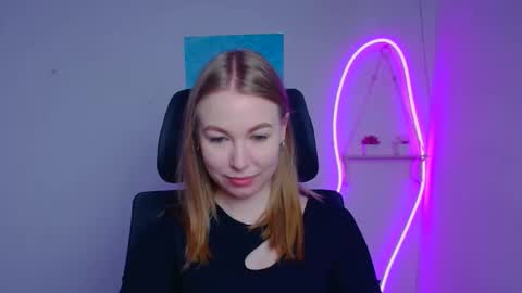 Emilia online show from 03.19.26