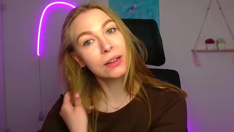 Emilia online show from 04.08.26