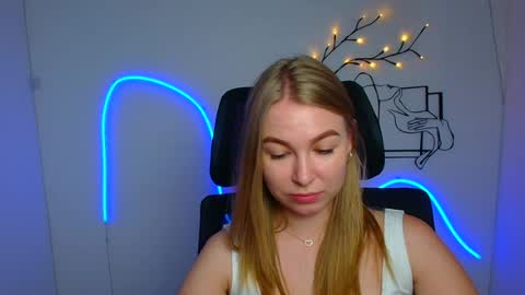 Emilia online show from 07.17.26