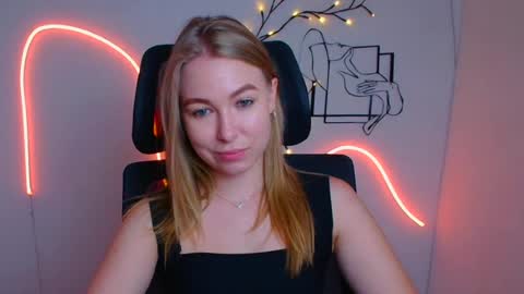 Emilia online show from 07.19.26
