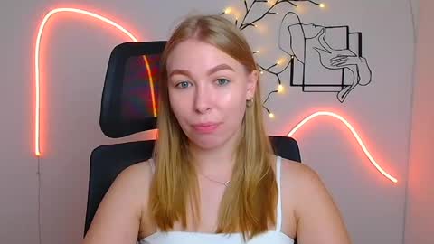 Emilia online show from 08.06.26