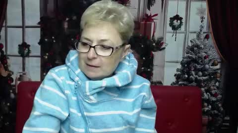 EmiliaGree online show from 12.17.25