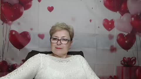 Snapshot of emiliagree chatting on 05.16.26 EmiliaGree online show from 05.16.26