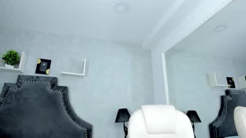 EmiliaRose online show from 09.10.25