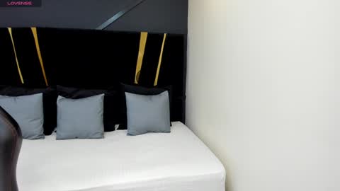 Emillie online show from 12.09.24