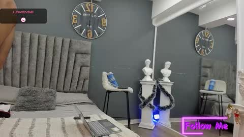 Emilio online show from 12.15.25