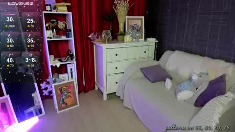 Emiliya online show from 01.04.25