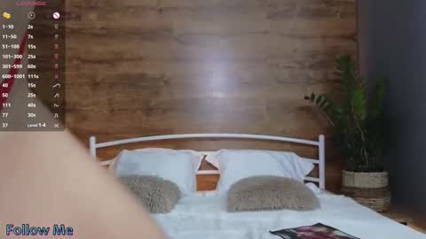 Snapshot of emilly___ chatting on 09.13.25 Emilly online show from 09.13.25