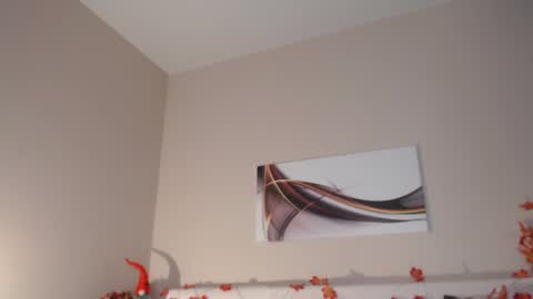 Snapshot of emilly_angel chatting on 01.01.25 Emily online show from 01.01.25