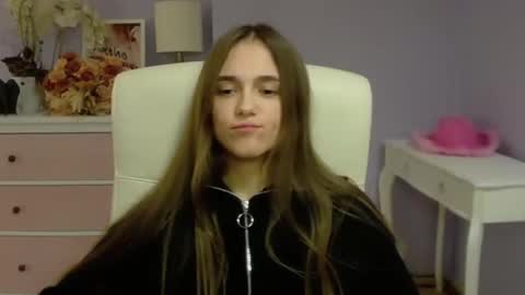 Emilly online show from 01.31.25