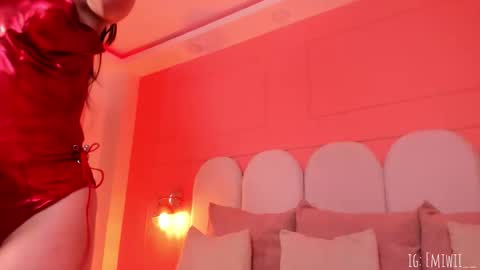 Snapshot of emilly_williamss chatting on 11.24.25 Emilly online show from 11.24.25