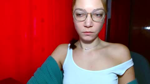 Emilly online show from 01.12.26