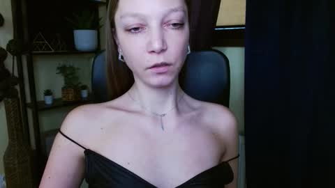 Emilly online show from 02.20.26