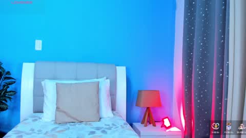 Snapshot of emillygonzalez chatting on 01.08.25 . . online show from 01.08.25