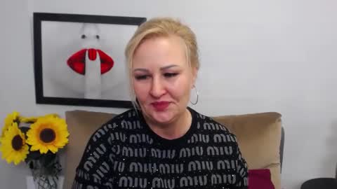 EmillyLove online show from 03.05.25