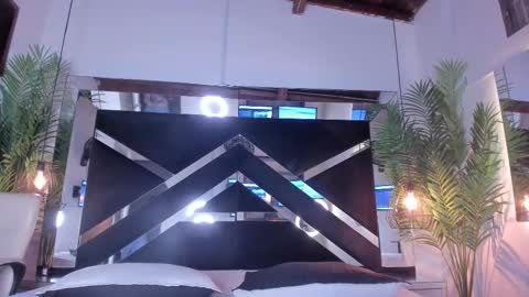 Emily  online show from 10.11.25