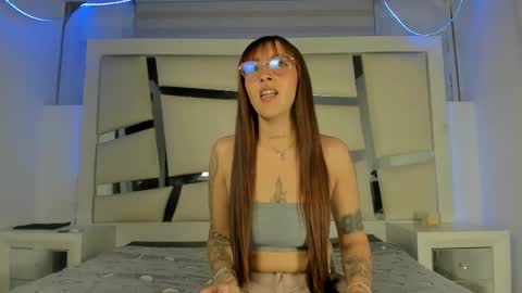 Snapshot of emily__watson_ chatting on 02.26.26 emily__watson_ online show from 02.26.26