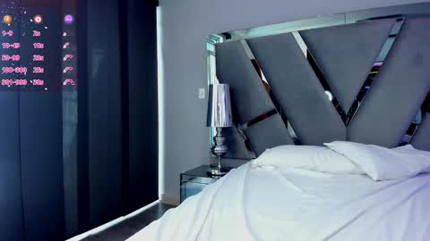 emily_bae online show from 01.22.25