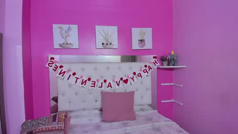              online show from 02.06.25