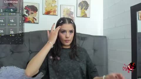 emily_collins1_ online show from 07.24.26