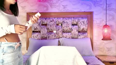 emily_dempsey online show from 04.09.26