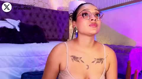Snapshot of emily_foxyy chatting on 06.15.26 Emily online show from 06.15.26