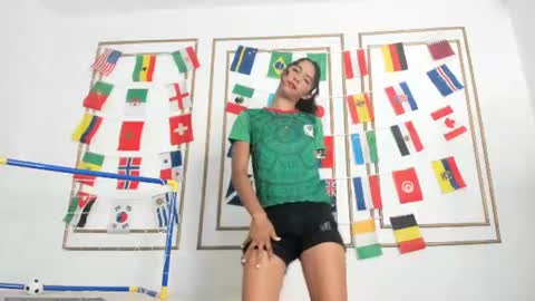 emily_gaviria1 online show from 06.19.26