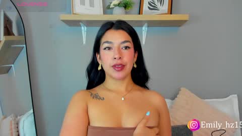 Snapshot of emily_haze chatting on 02.02.25 Emily online show from 02.02.25