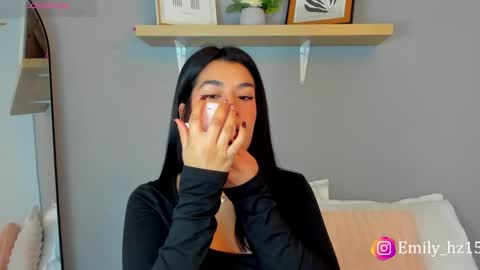 Snapshot of emily_haze chatting on 02.27.25 Emily online show from 02.27.25