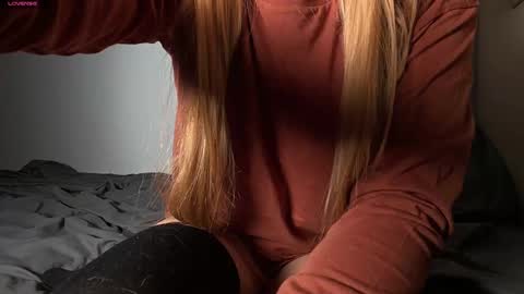 Snapshot of emily_jayreal chatting on 03.12.25 Emily online show from 03.12.25