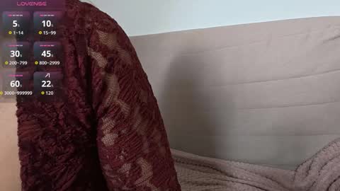 Snapshot of emily_jayreal chatting on 09.23.25 Emily online show from 09.23.25