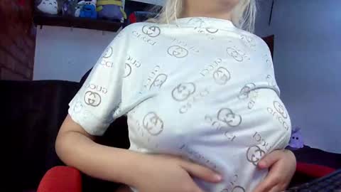 Julieta online show from 03.06.25