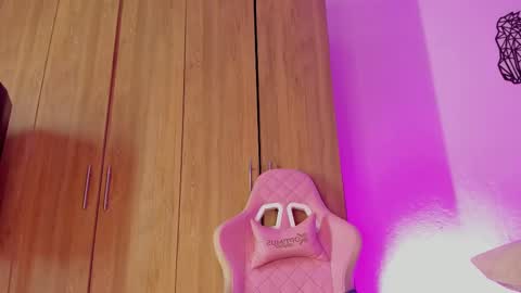 emily lady20  Independient modelIndependiente online show from 03.04.25