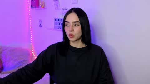 Emily Lindey online show from 03.13.26