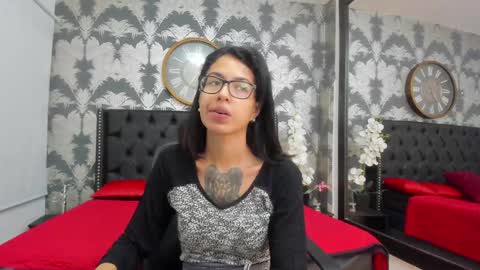 Emily online show from 02.05.25